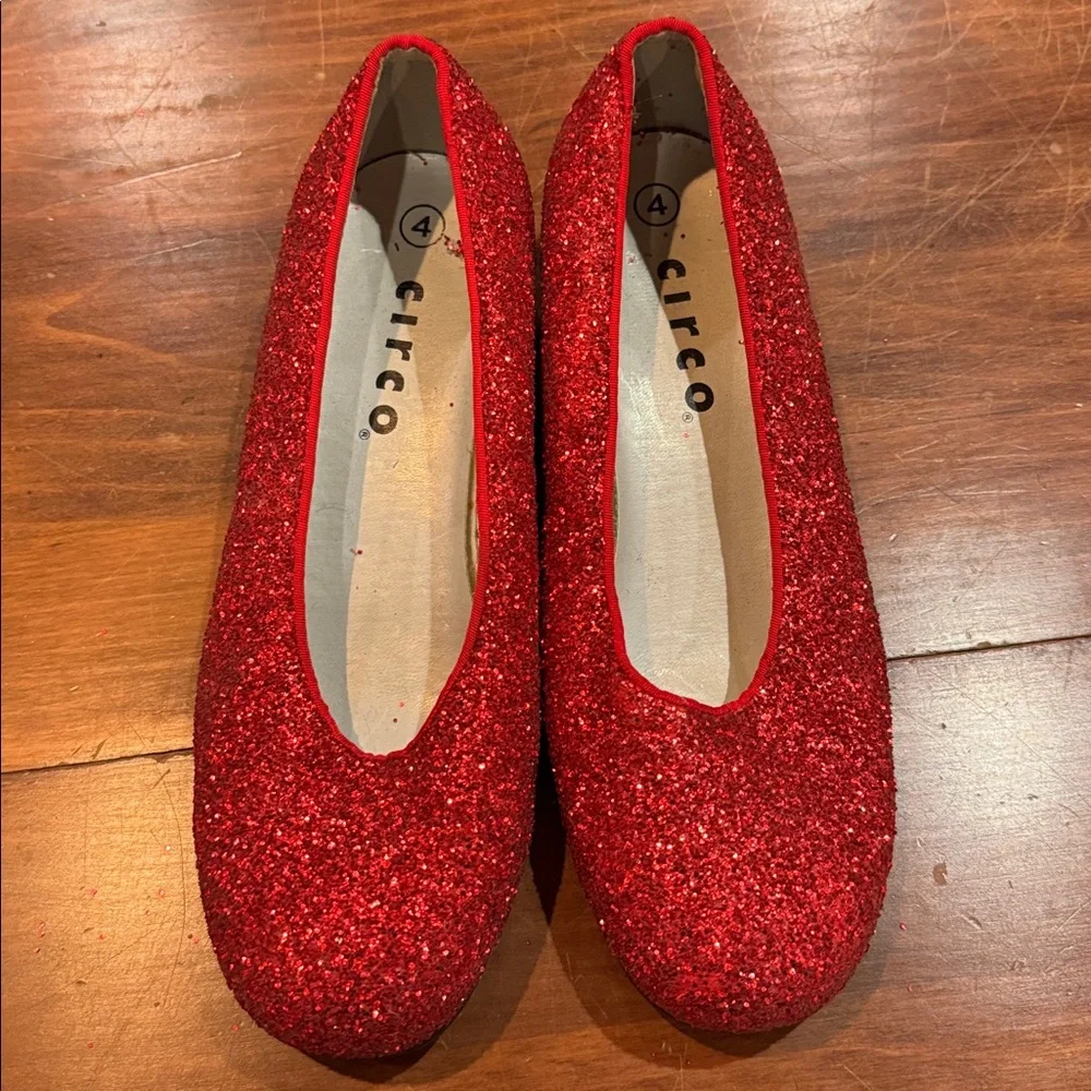 CIRCO Red Glitter Dorothy Wizzard of OZ Slip On Shoes Big  Girls Size 4 Costume